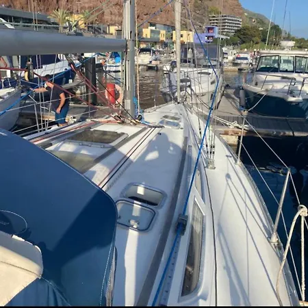 Emem Botel Calheta (Madeira)
