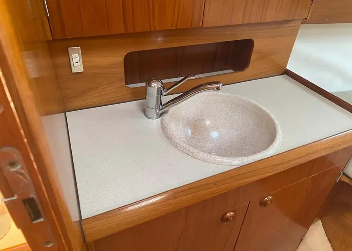 Botel Emem Calheta (Madeira)